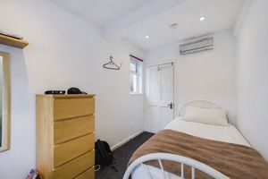 Photo 18- click for photo gallery